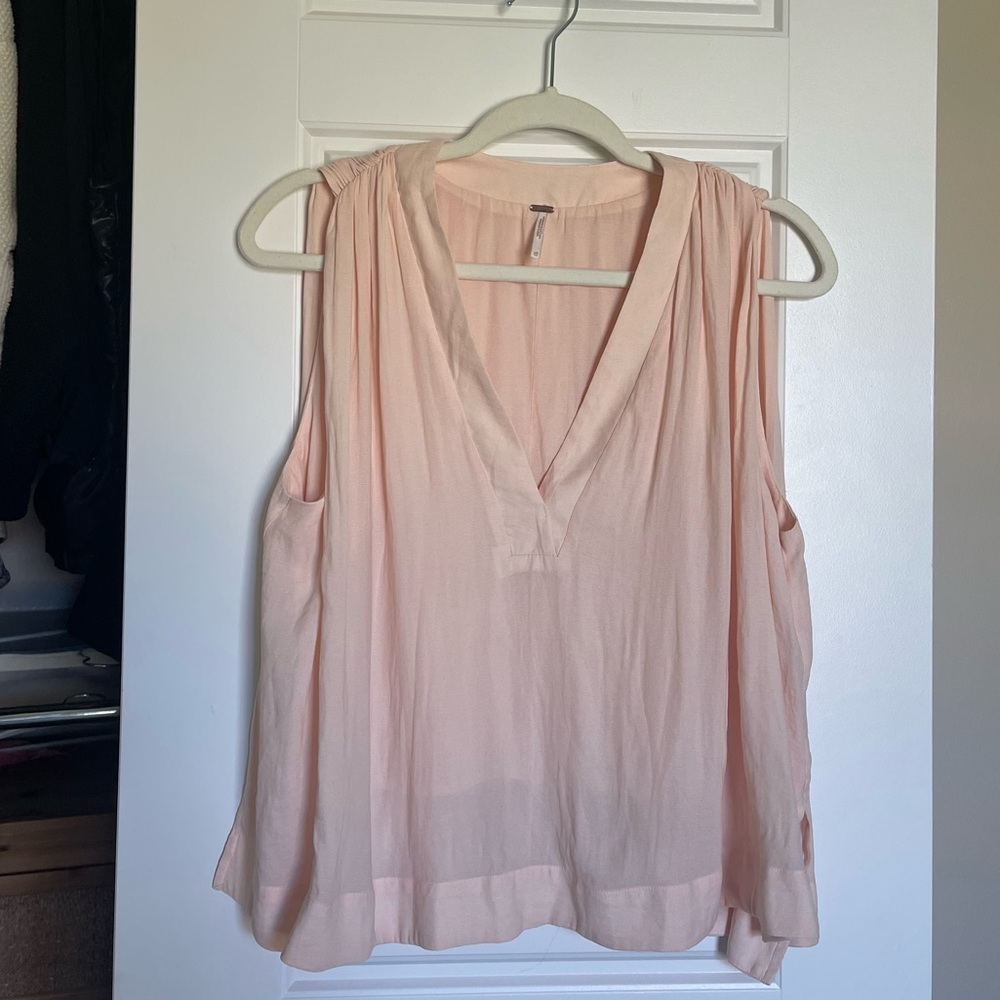Free People flowy pink vneck tank - Picture 2 of 8